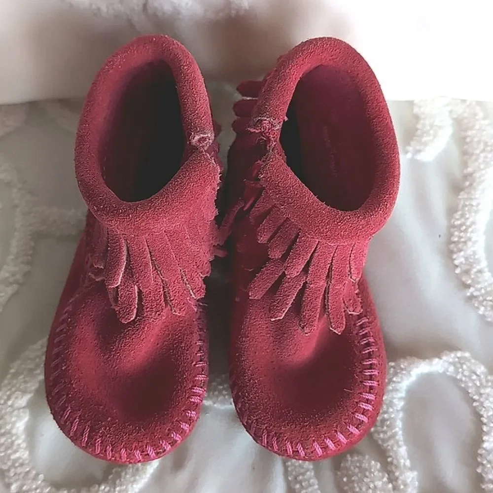 MINNETONKA 🩷Pink SUEDE Toddler Moccasins Size 3
